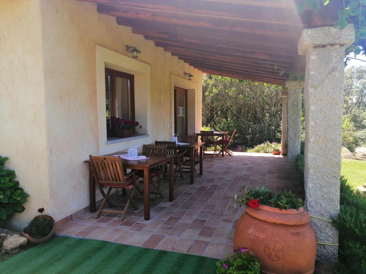 Agriturismo Fioredda Aglientu Kültér fotó